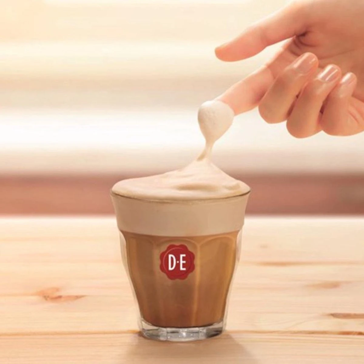 Douwe Egberts Verwenkoffie Latte Macchiato Oploskoffie - 5 X 8 Zakjes - Afbeelding 4